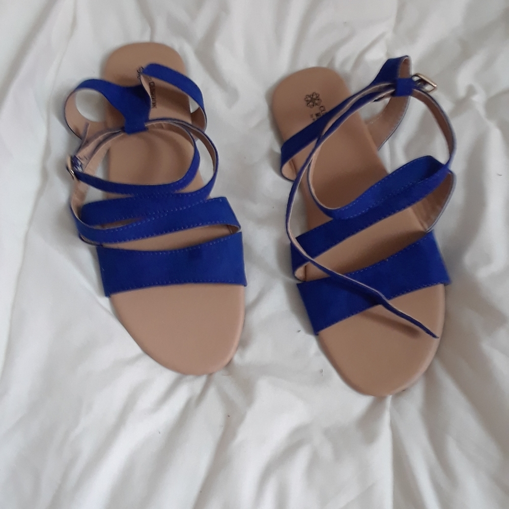 2 for 36.00 Sandals Size 8 Cushion Walk